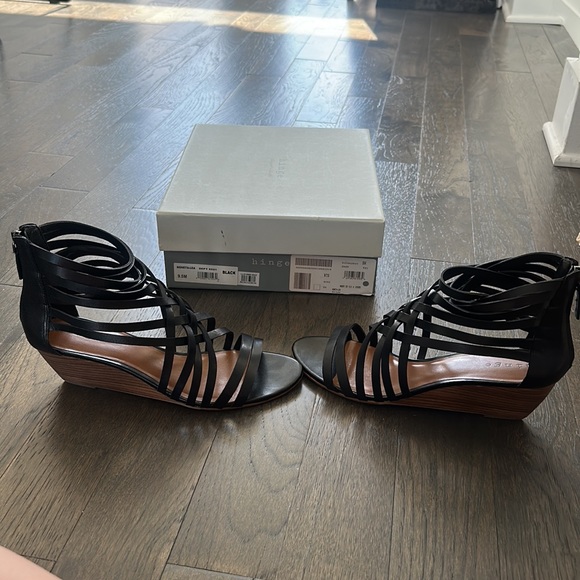 Hinge Leather Sandal Wedge - Picture 7 of 7